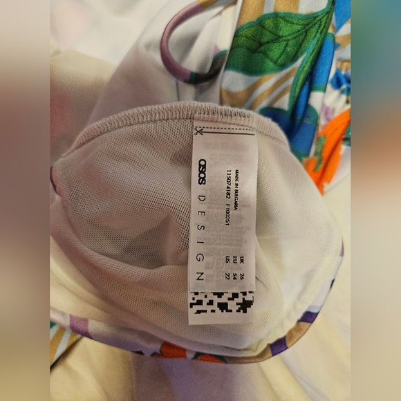 ASOS CURVE Lace-up Floral Swimsuit, Plus Size 22 - Picture 8 of 11